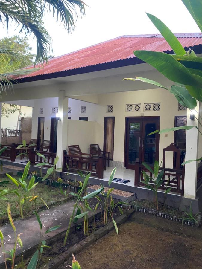 Oktavia Bungalows Gili Islands Exterior photo