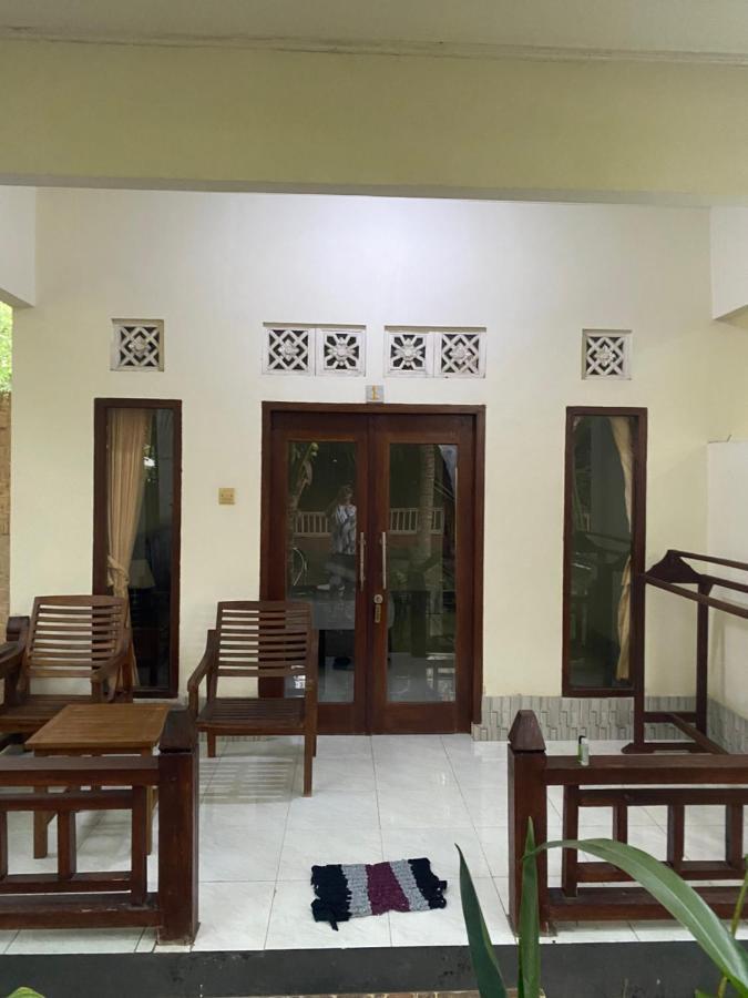 Oktavia Bungalows Gili Islands Exterior photo
